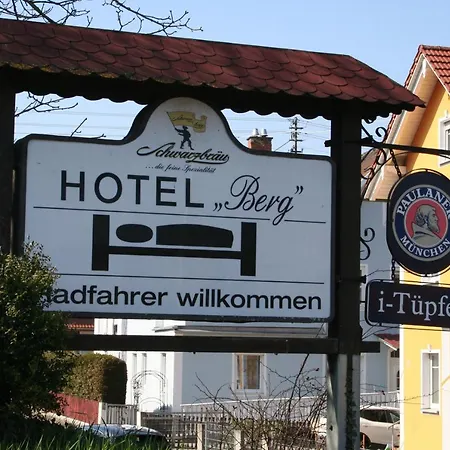 Hotel Berg 2*