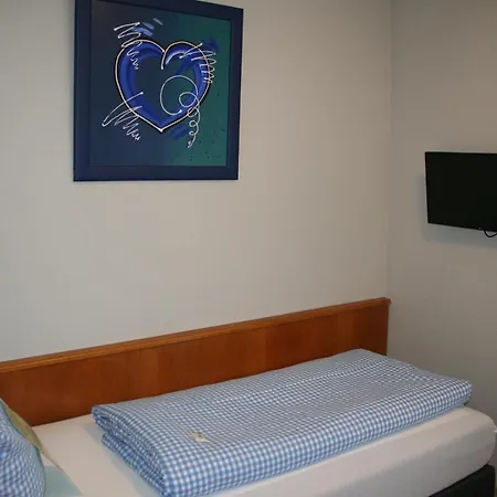 Hotel Berg 2*