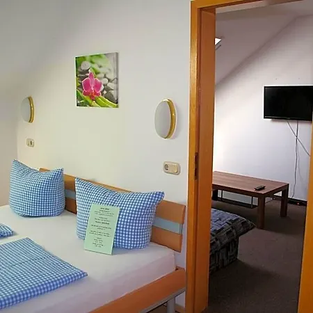 Berg Hotel 2*