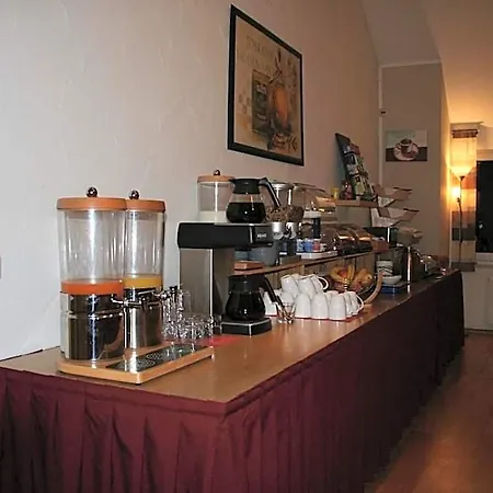 Hotel Berg 2*