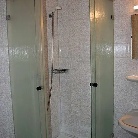 Berg Hotel 2*